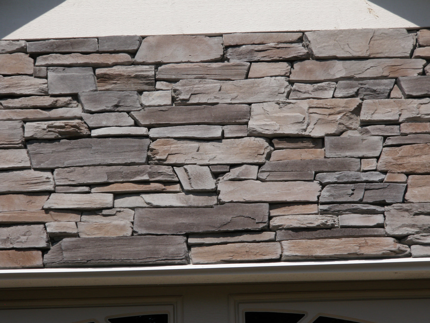 Rustic ledgestone